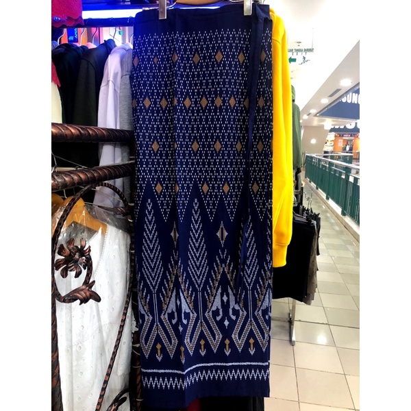 Rok Panjang Lilit Wanita Abstrak Lurus Songket Thailand Bangkok BKK