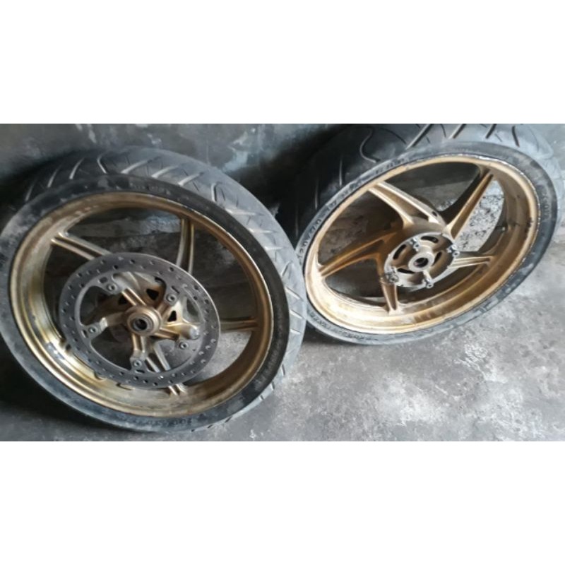 VELG CASTWHEEL CBR 150 K45 ORIGINAL