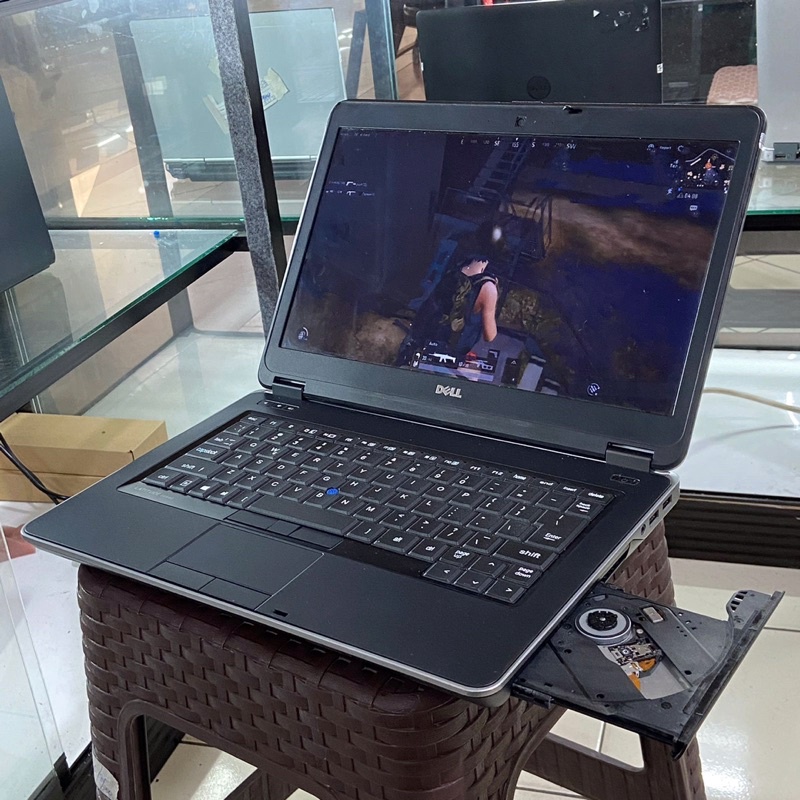 Laptop Editing Design Gaming Wfh Kantoran Sekolahan Dell Latitude E6440 Core I5 - RAM 8GB - SSD 256GB