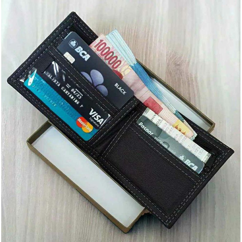 DOMPET KULIT SINTETIS LIPAT PRIA / DOMPET PRIA LEVIS