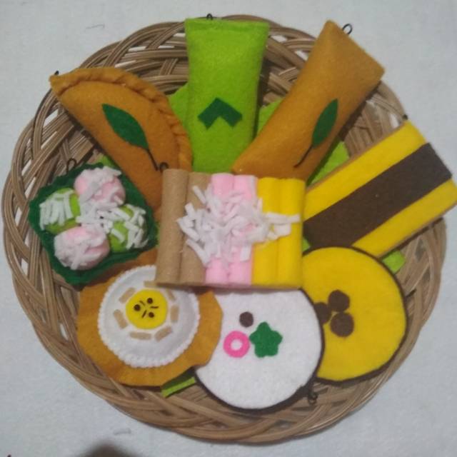 Souvenir kue tradisional