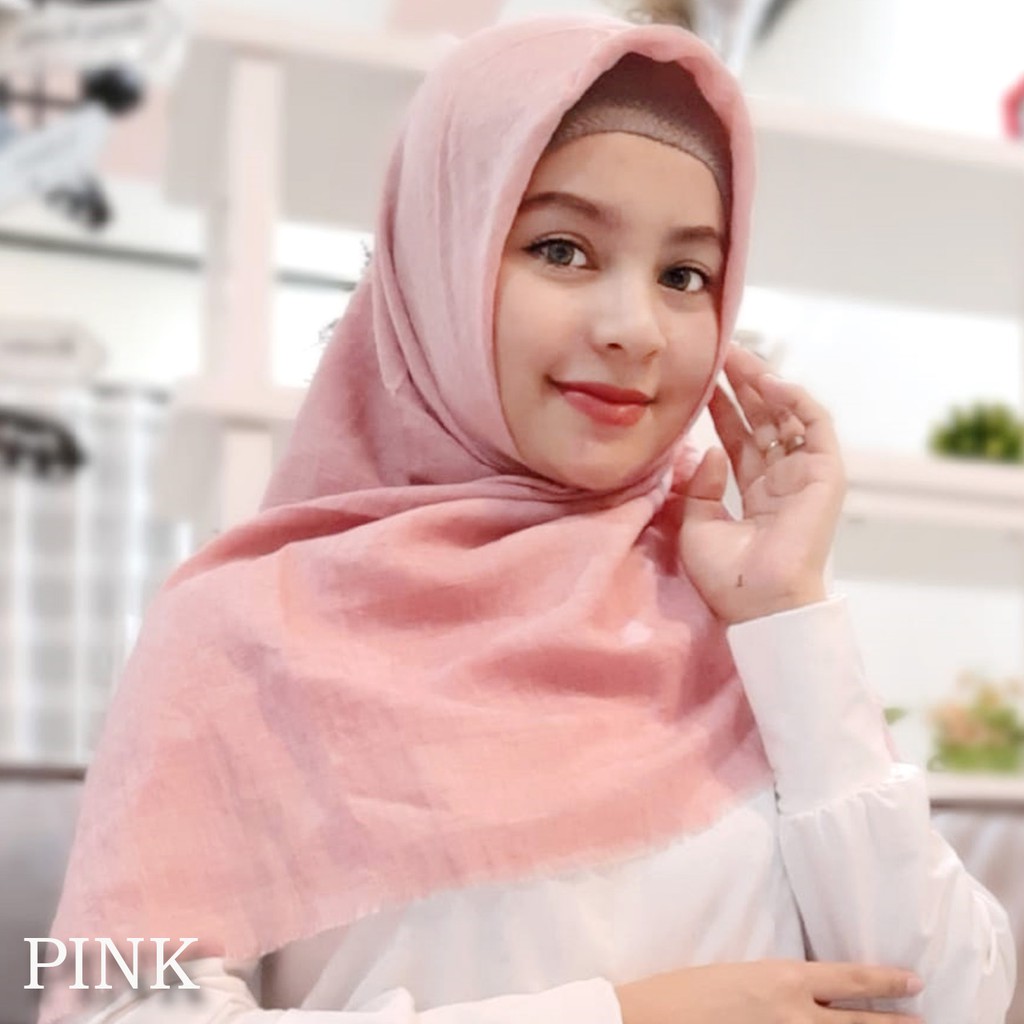 KERUDUNG VOAL + SQUARE FIOLLA PINK + HIJAB SEGIEMPAT + HIJAB