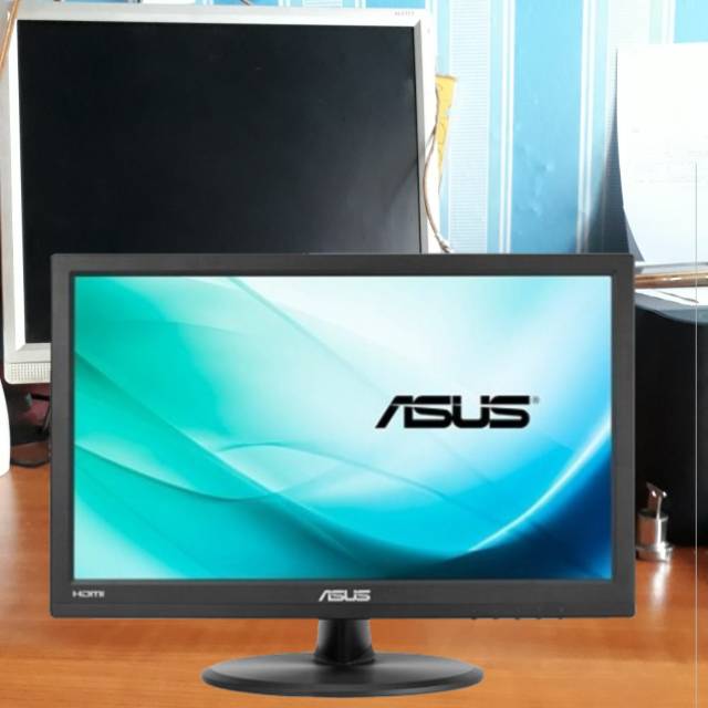 Monitor Lcd 16 inc Second 90%Mulus