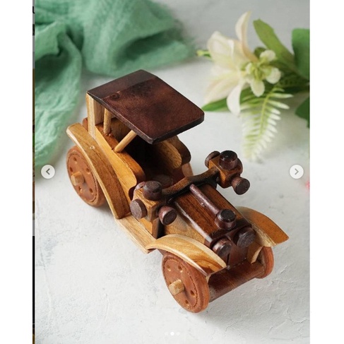 MINIATUR/PAJANGAN MEJA KOLEKSI HANDMADE MOBIL/ONTRAN DARI HIGH QUALITY KAYU 100% ASLI BALI