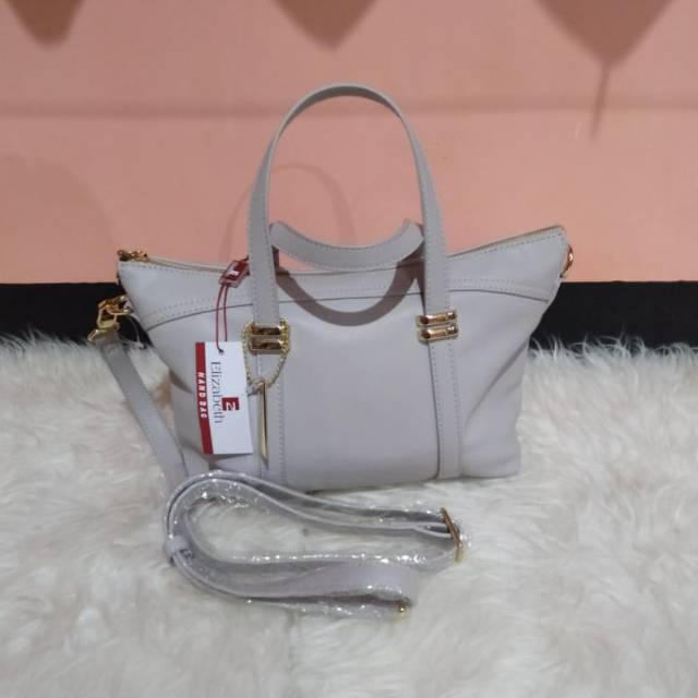 Tas selempang Elizabeth