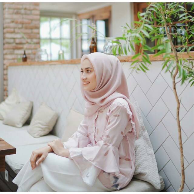 Selena Blouse By Wearing Klamby