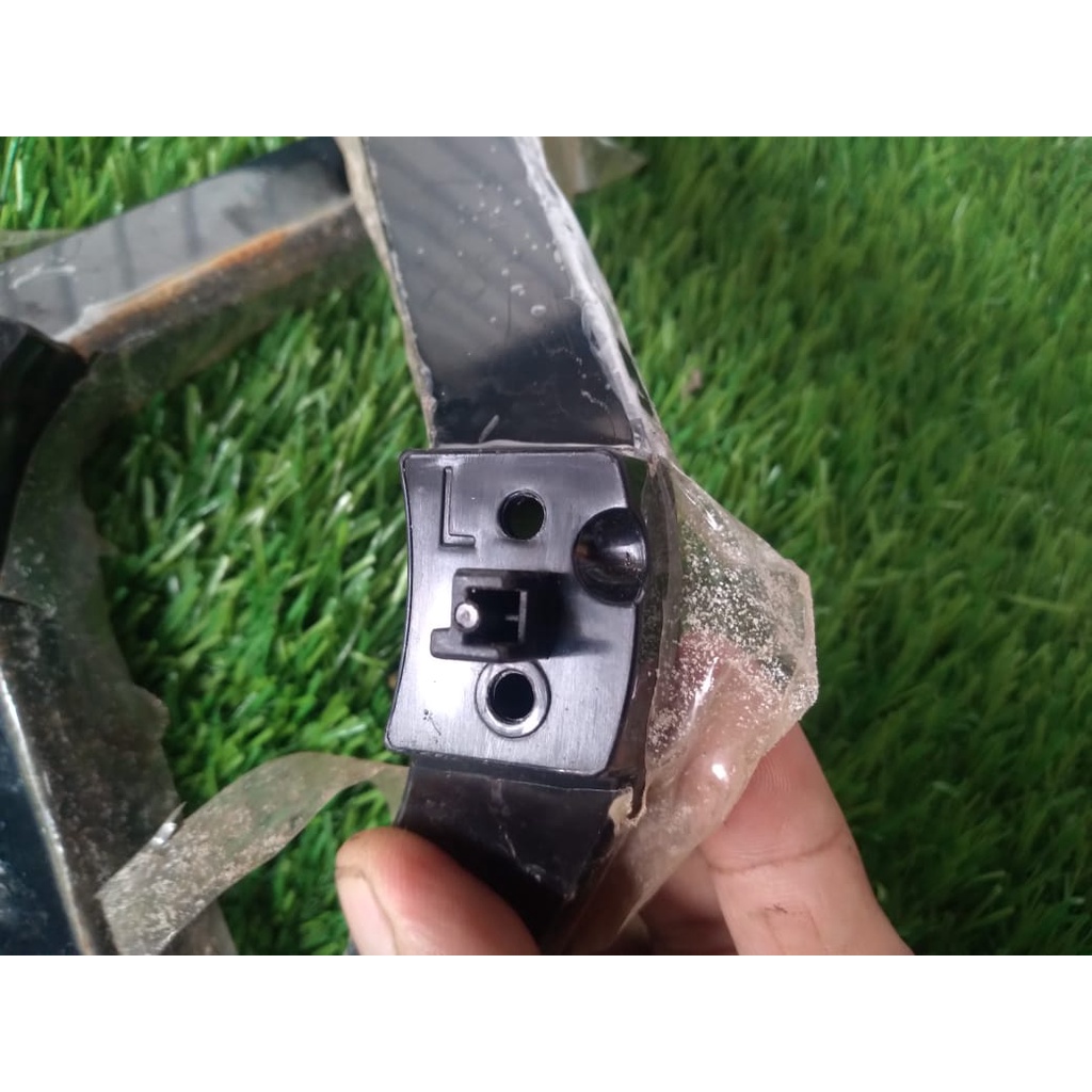 STAND KAKI TV LED POLYTRON 32 INC MODEL PLD 32T1500 32D1500 32AD1508 32T100