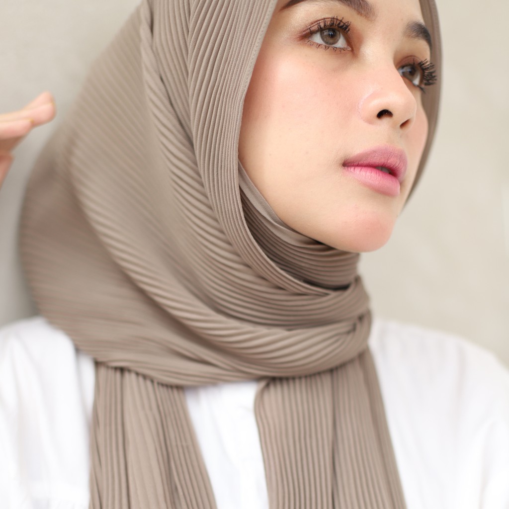 Lozy Hijab - Ayra Pleats Shawl ( Pashmina Full Plisket )-1