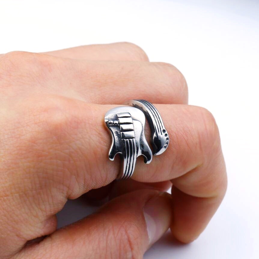 Cincin Adjustable Desain Gitar Musik Rock Gaya Retro Untuk Pria Dan Wanita