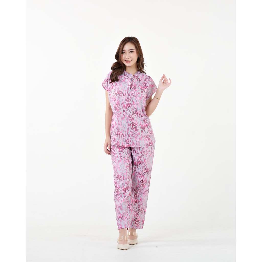 IZANY Piyama Dewasa Daily Set / One Set Aeon all size Lengan Pendek Allsize-TOURLESS PINK