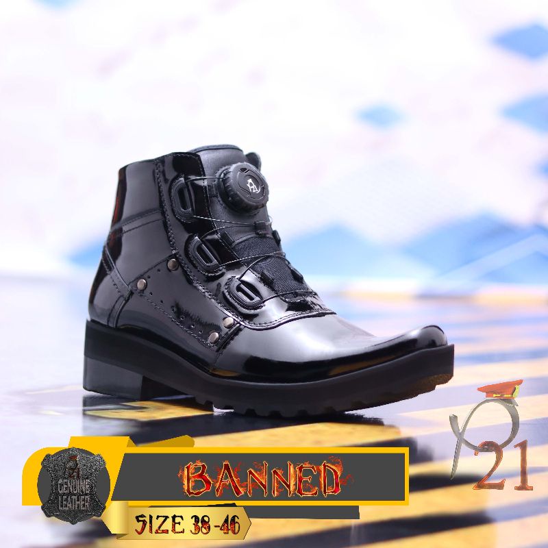 SEPATU PDH BANNED P21