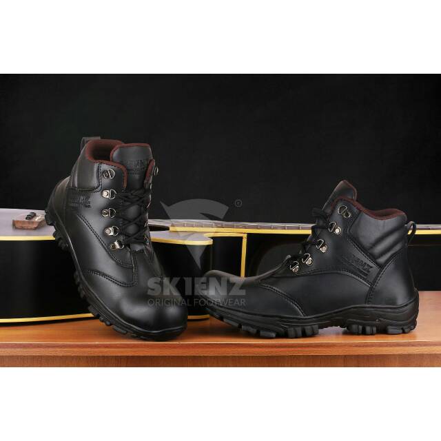 Sepatu boots pria safety | SKIENZ LOBSTER VC ORIGINAL