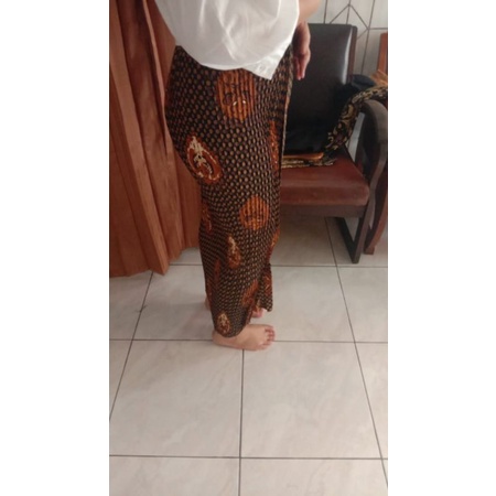 rok plisket wiru bawahan kebaya jadi motif batik jawa prisket panjang