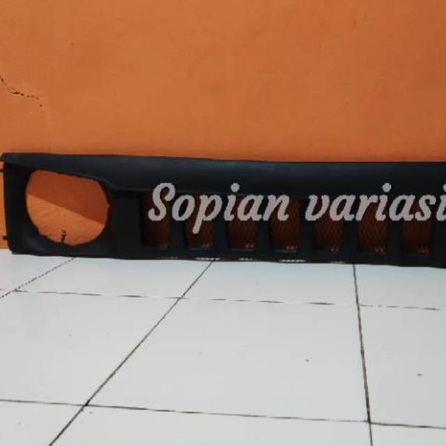 Gril hamer katana lampu bulat