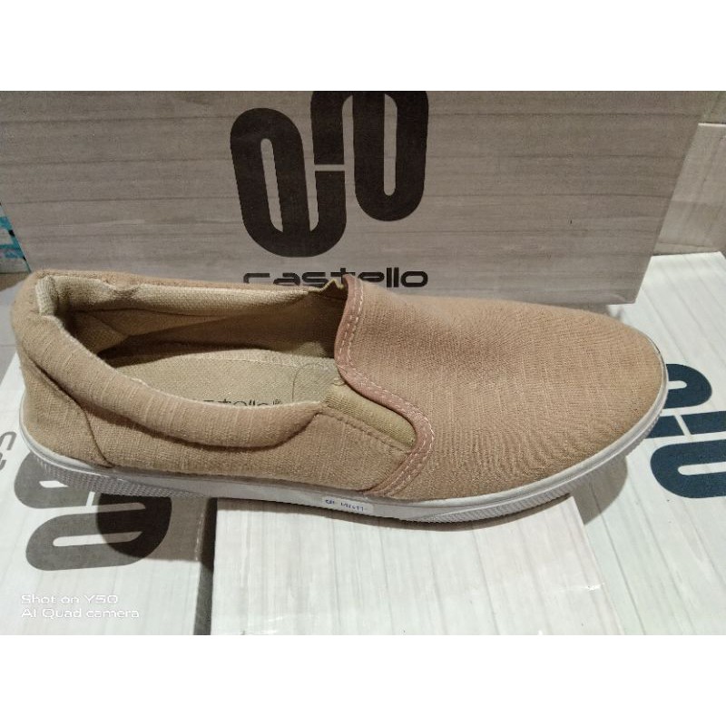 sepatu sneaker cowok castello