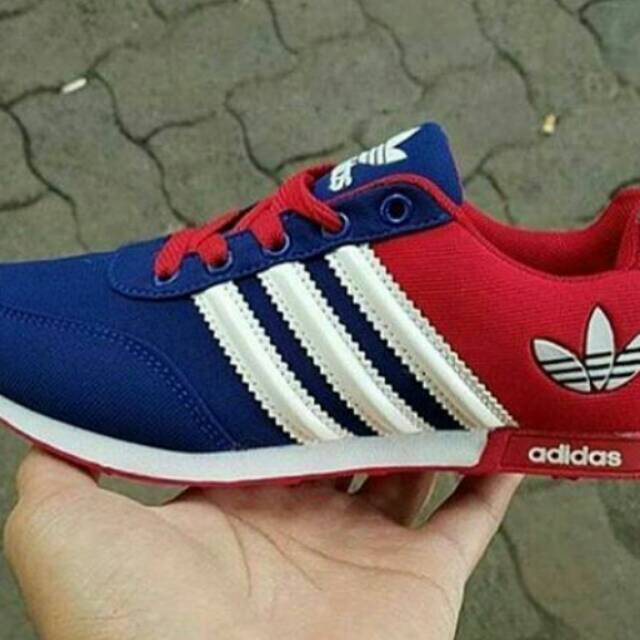 Cuci gudang sepatu adidas neo women