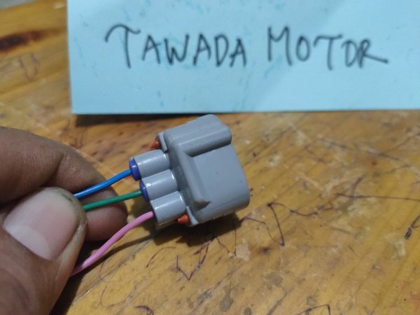 SOKET ISC IDLE SPEED CONTROL SUZUKI BALENO SWIFT AERIO