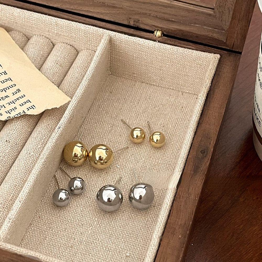 Mxbeauty Anting Pejantan Halus Sederhana Perhiasan Perempuan Bola Bulat Temperamen Anting Gaya Korea