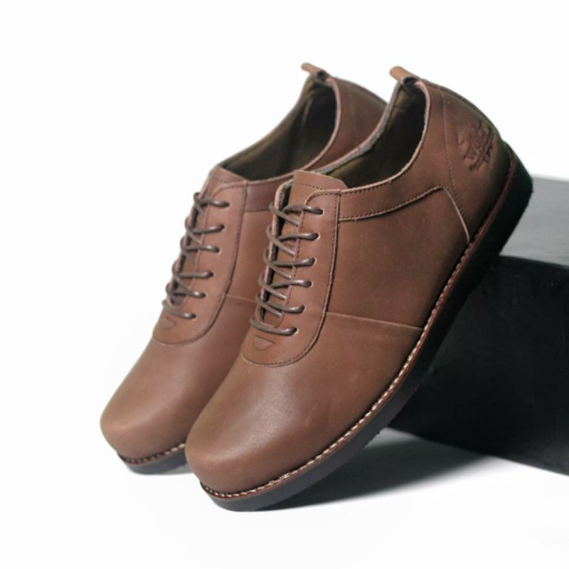 LOW GOLDEN Original Leather Shoes Men Sepatu Formal Pria Kulit Asli Casual Oxford Kerja Kantor Kondangan