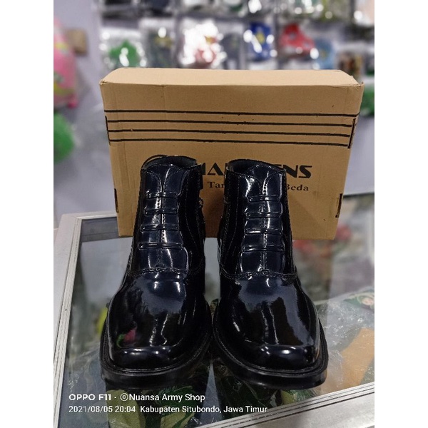 Sepatu keren buat cowok