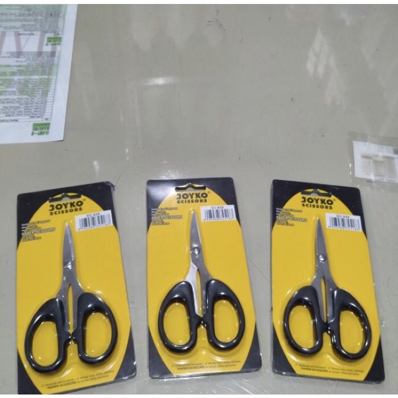 

Gunting Kecil Joyko SC828 Small Scissor 12 cm x 6,5 cm