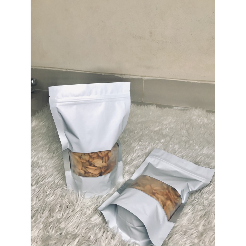 

Si Kue Bawang Crunchy