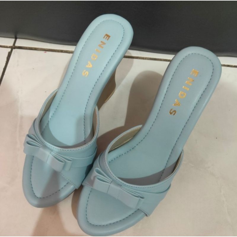 ENIDAS SEPATU WANITA