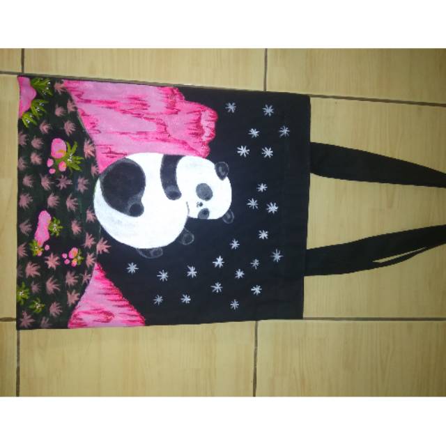 

Tas lukis kanvas