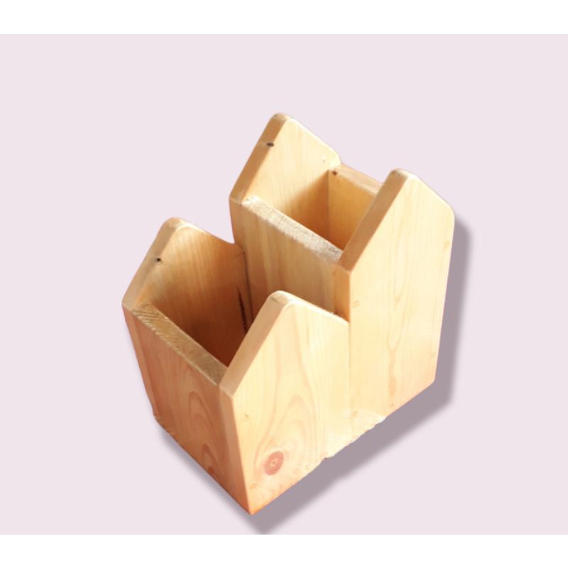 

tempat pensil kayu