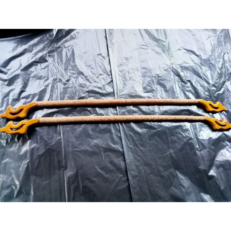 Tangkringan gawang murai ukir kayu asem