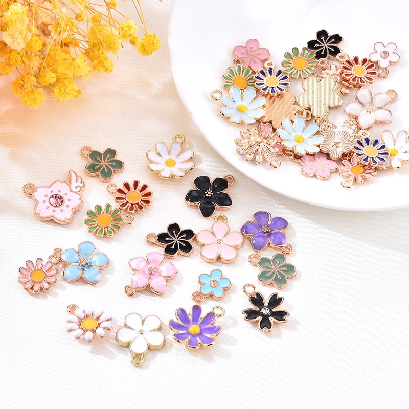 40 Pcs Liontin Kalung Gelang Dan Anting Bahan Alloy Enamel Bentuk Bunga Daisy Handmade