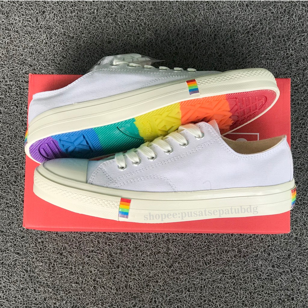 Sepatu Converse Low Rainbow Full White