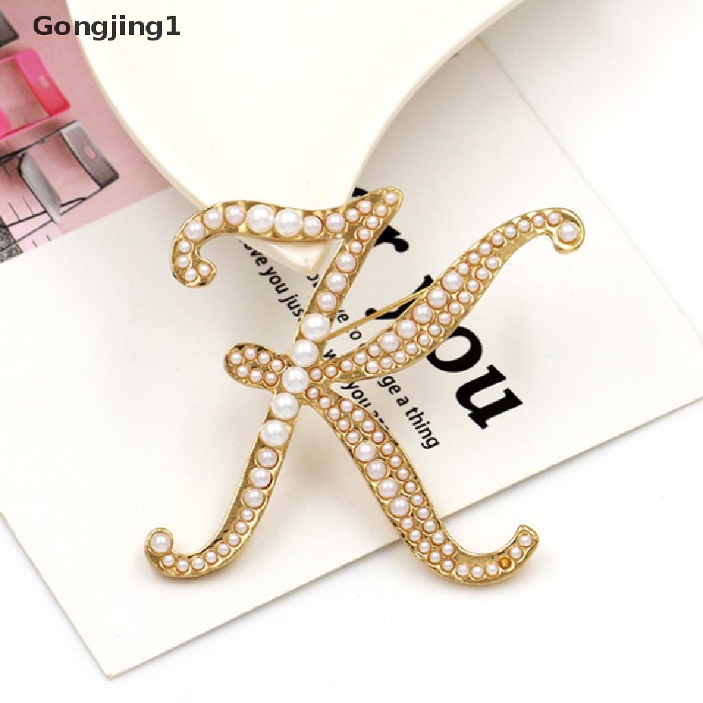 Gongjing 1pc Bros Pin Korsase Desain Huruf Hias Mutiara Imitasi