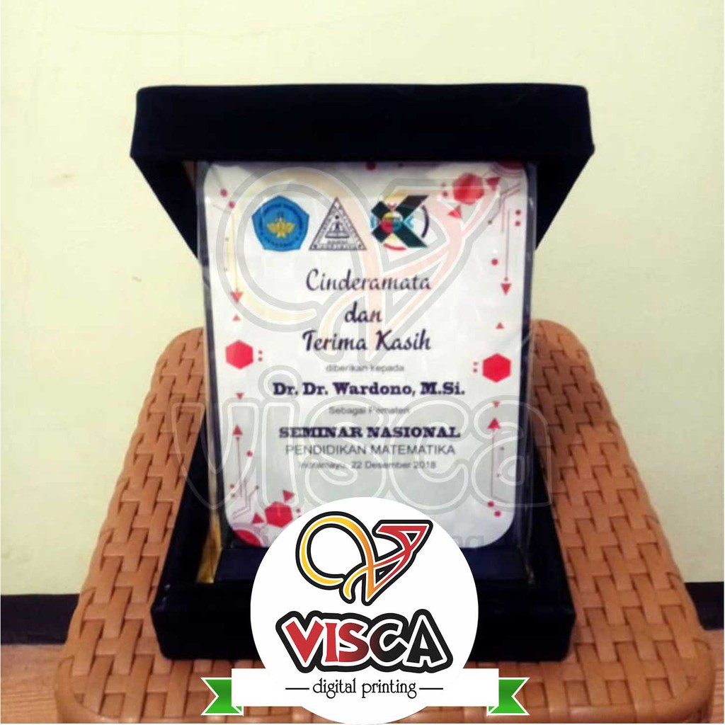 Paket Plakat Kayu + Box Bludru Plakat Kayu Box Plakat Murah Kayu Plakat Murah Plakat Kayu Murah