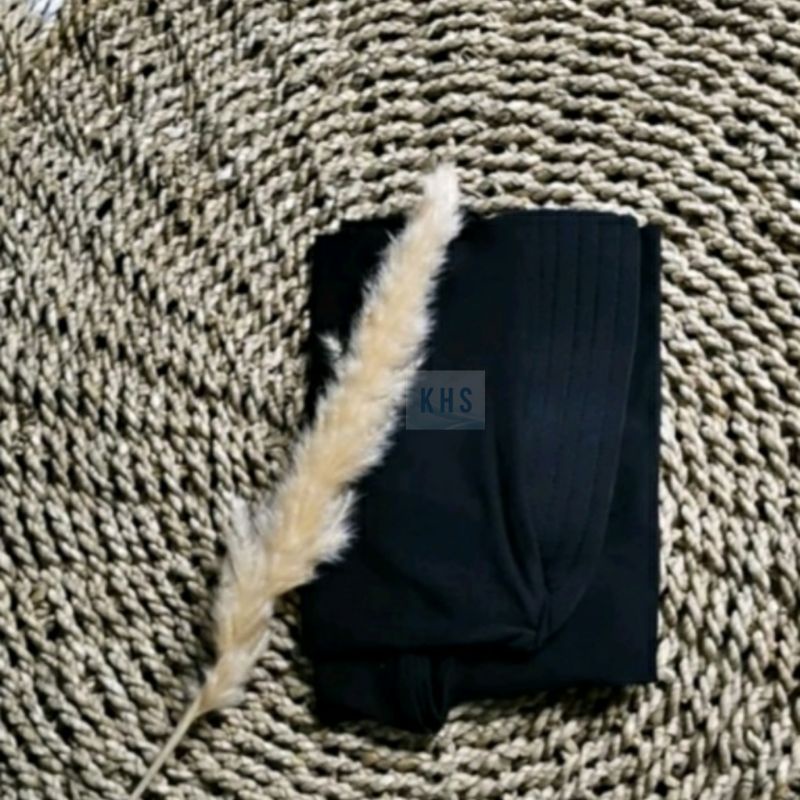 Jilbab Sport / Hijab Instan Sporty Jilbab Volly Jilbab Bahan Jersey Lycra Instant / Bergo Sport Kerudung Olahraga KHS-VOLLY HITAM