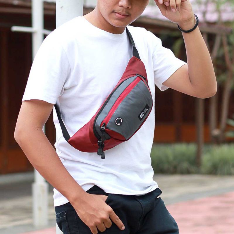 Tas Salempang Pria Waistbag Slingbag Premium Garansi Original