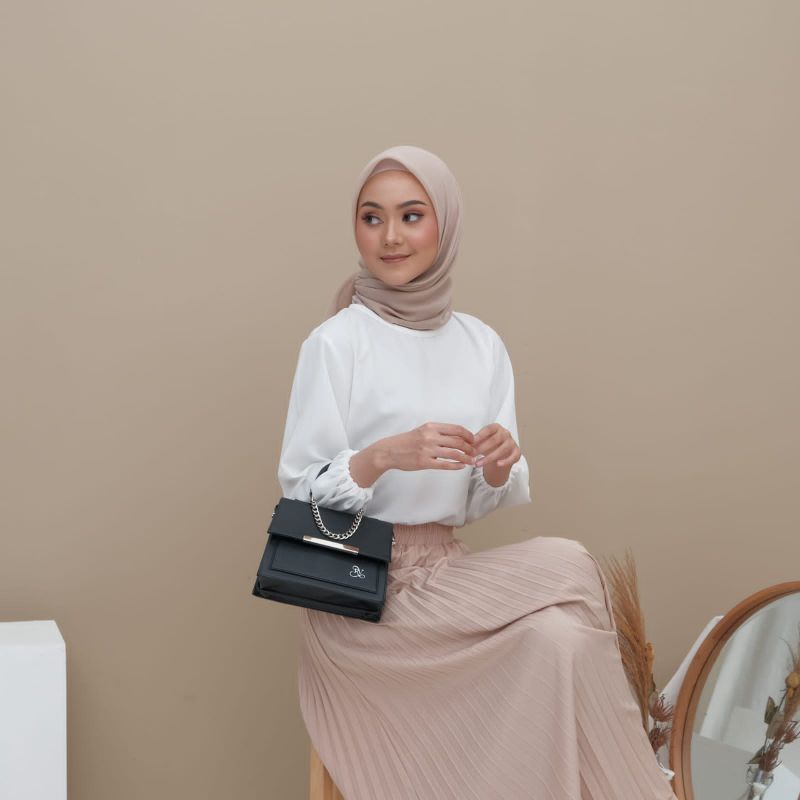 HM STORE -  eliza sling bag -  tas selempang - tas wanita - tas
