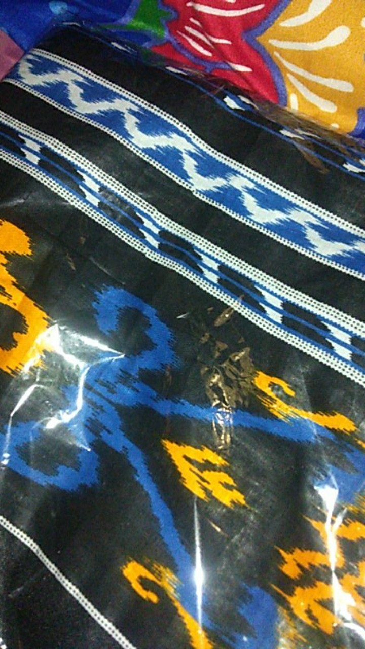 Blouse Batik Wanita Atasan Modern Lengan Panjang Motif Tenun