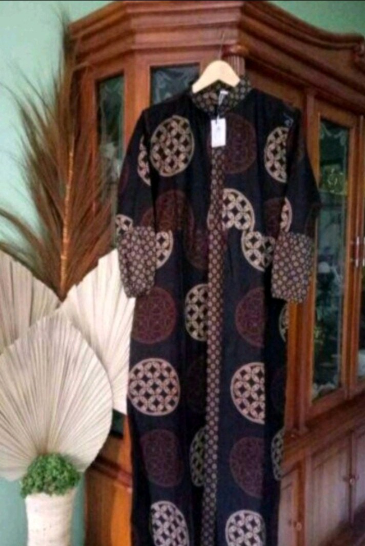 Gamis Batik Wanita Modern