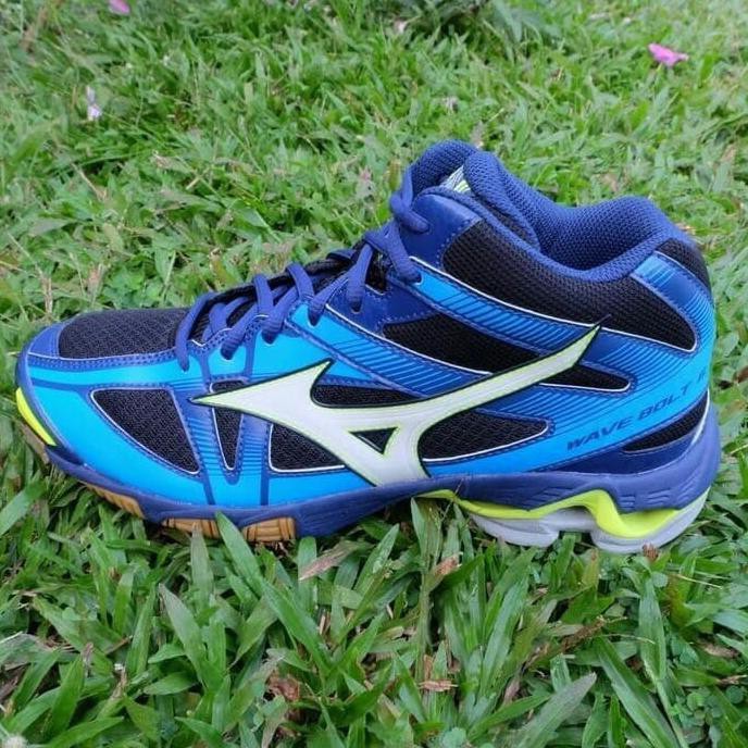 distributor sepatu mizuno original