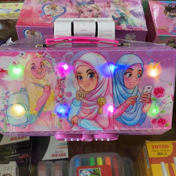 

Bagus Banget.. Tempat pensil pencil case kode lampu LED karakter