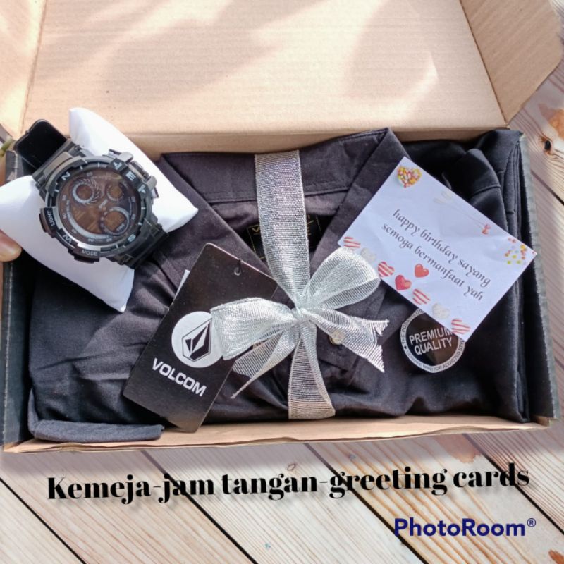 

SPECIAL HAMPERS KEMEJA DAN JAM TANGAN SPORT ANTI AIT,KADO REMAJA,DEWASA, HAMPERS AKSESORIS PRIA FAISHON, GRADUATION,WISUDA IDUL FITRI