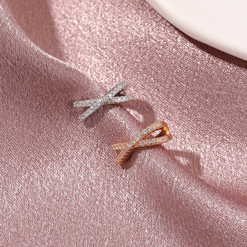 [Punk Geometric Metal Cross Ear Cuff Stud Earrings ] [Ladies Elegant Rhinestone Studs Earrings] [Korean INS Simple Style Bridal Wedding Party Ear Jewelry]