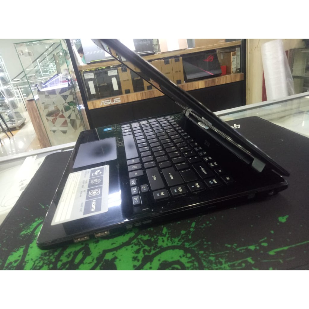 LAPTOP LEPTOP SEKEN BEKAS SECOND ACER CELERON LAYAR 14 INCI RAM 2GB INTEL CELERON MULUS GARANSI  SEMUA MASIH ORIGINAL