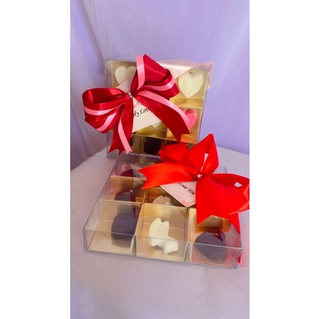 

PROMO HAMPERS VALENTINE FULL COKELAT FREE KARTU UCAPAN