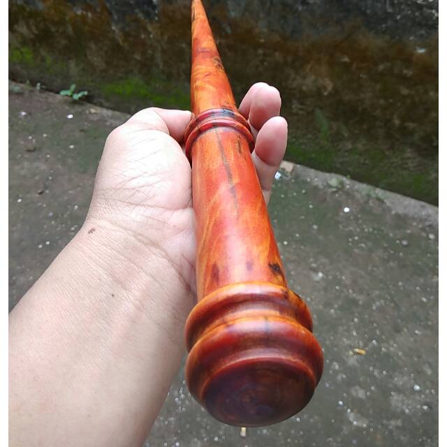 Tongkat komando kayu raja agatis