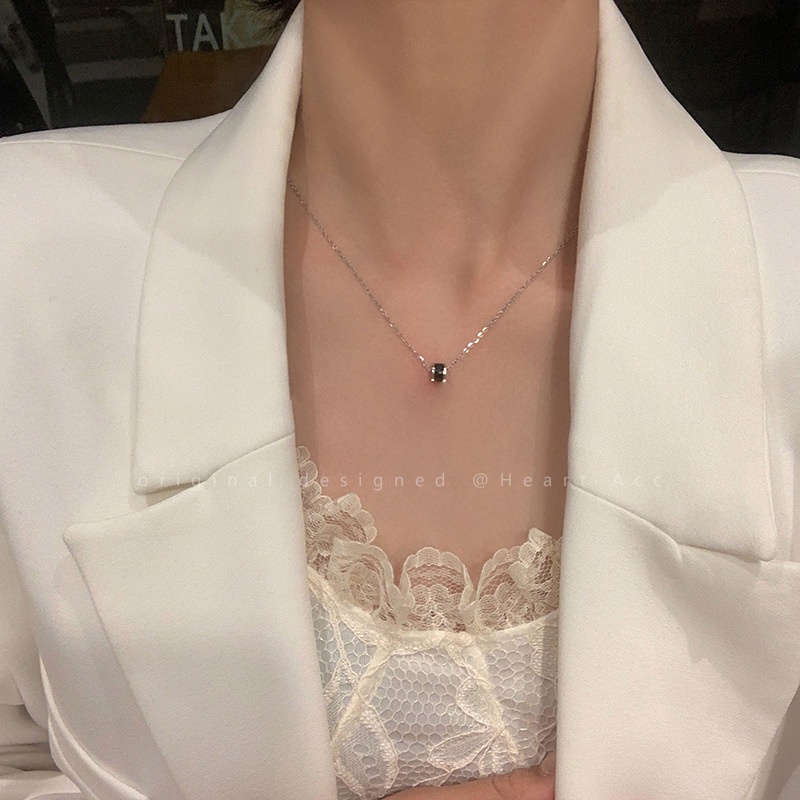 Kalung Rantai Liontin Batu Opal Imitasi Bahan Alloy Untuk Wanita