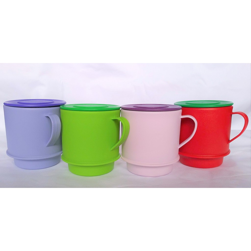 Mug dengan tutup merk Aikenware by Savero