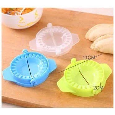 Alat Cetakan Pangsit Dumpling Gyoza Pastel Mold Maker Pempek