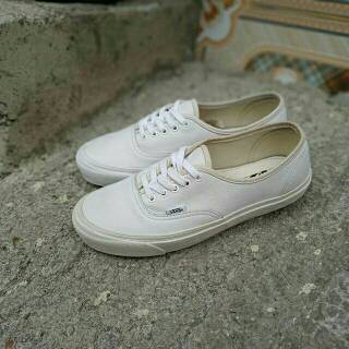 vans womens white leather
